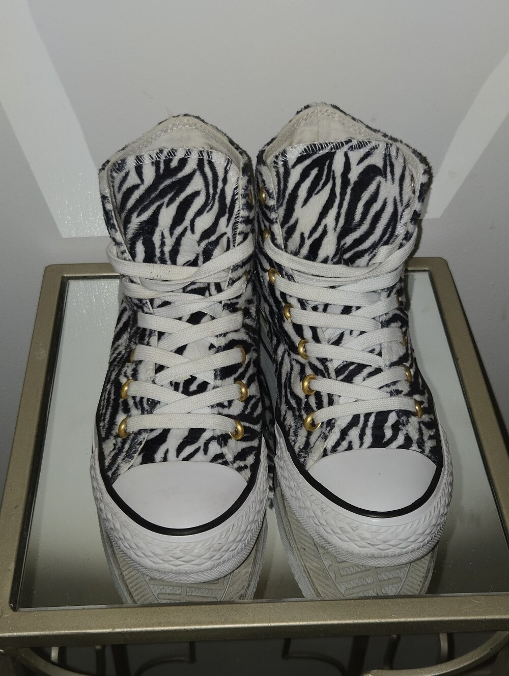 Converse Chuck Taylor All Star High Top Zebra Faux Fur Gold Women 6 Men 4 159467